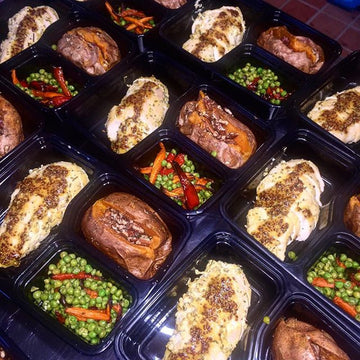 Chx Rosemary w maple pecan sweet potatoe roasted veg and peas - Nourish NB