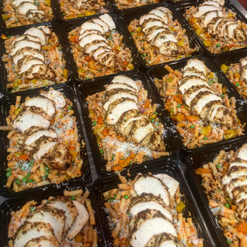 Roasted Red Pepper Quinoa Pasta with Grilled Chicken - Nourish NB